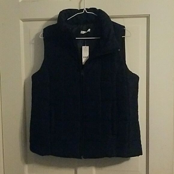 Vest   - Picture 1 of 2
